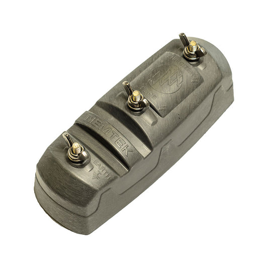 Single pole lightning protection