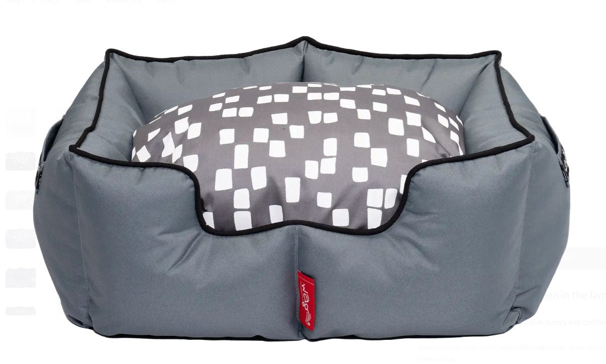 Pets Furever K9 Castle Dog Bed